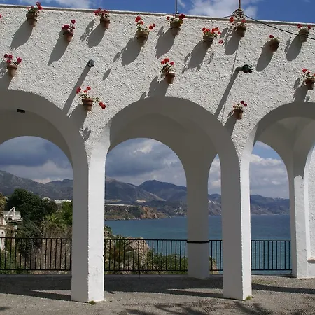 Holiday Cerezo Tatil Evi Nerja
